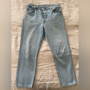 Levi’s 501 cropped jean